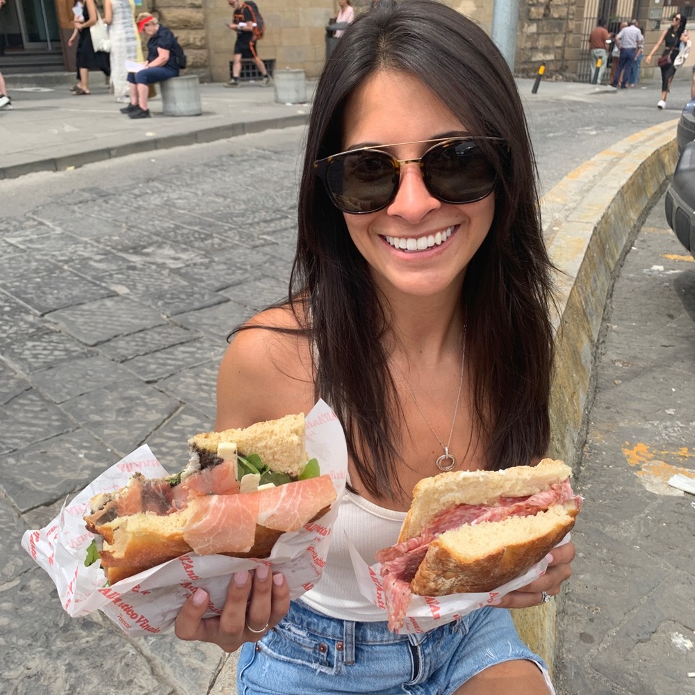 Meet your Posher, Dana